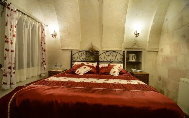 Valley Inn Cave Hotel