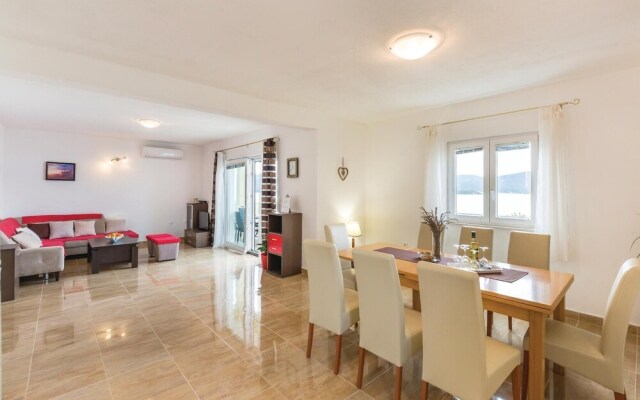 Amazing Home in Komarna With Wifi and 3 Bedrooms