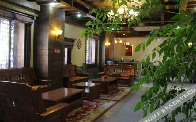 Qiangwang Guanzhai Qiangwenhua Theme Hotel