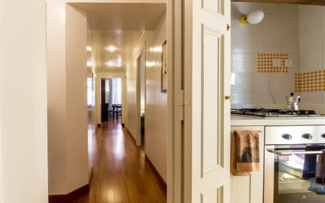 Blue Spirit Apartment