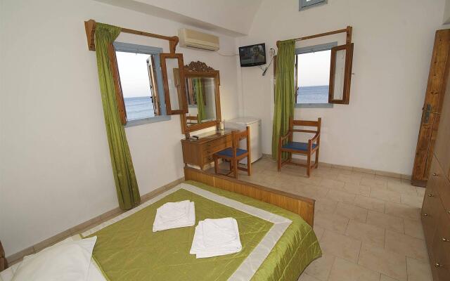 Hotel Akrotiri