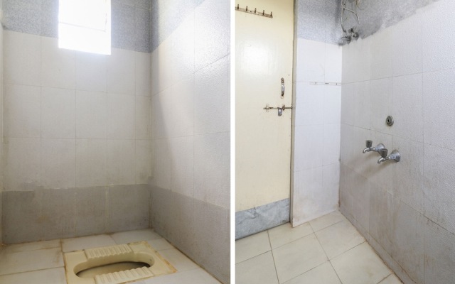 SPOT ON 37864 Royal Stone Hotel