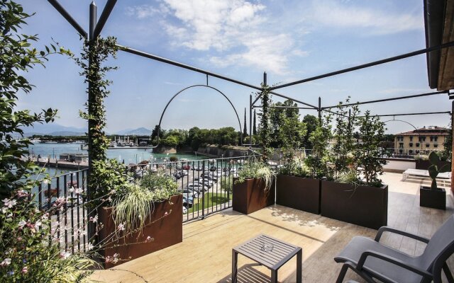 Riviera Carducci Rooms