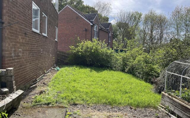 Beautiful 3 Bed House With Hot Tub in Blaydon Burn