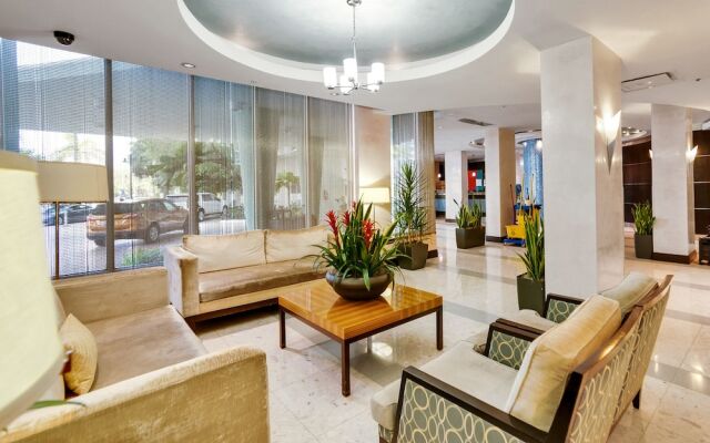 Beautiful Apartment in Hollywood Beach