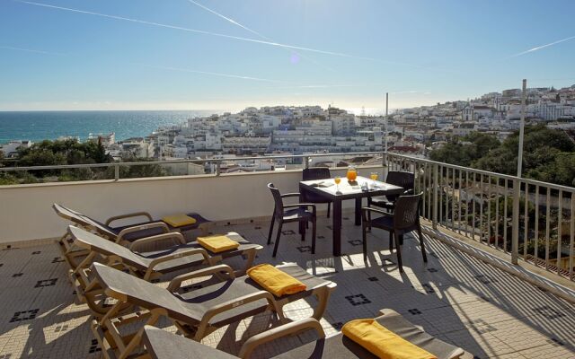 Rooftop Oldtown Residence