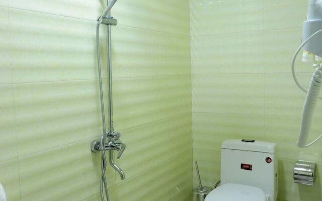Celebrity  Apartment Hotel