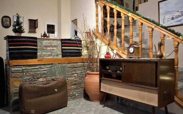 Anemoesa Guesthouse