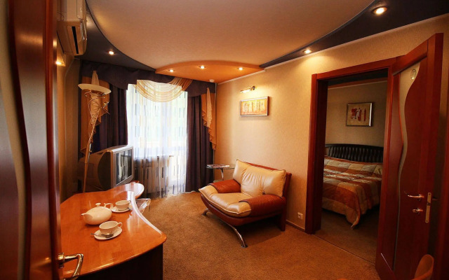 Druzhba hotel and restaurant