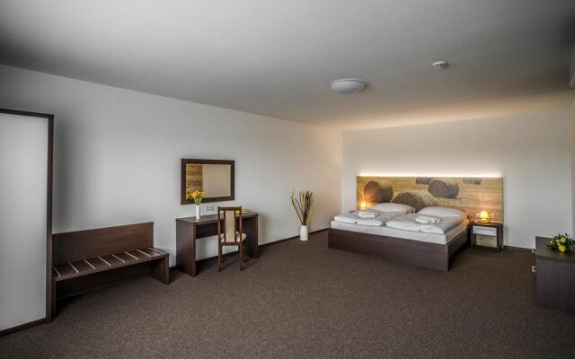 Hotel Na Farmě Choťovice