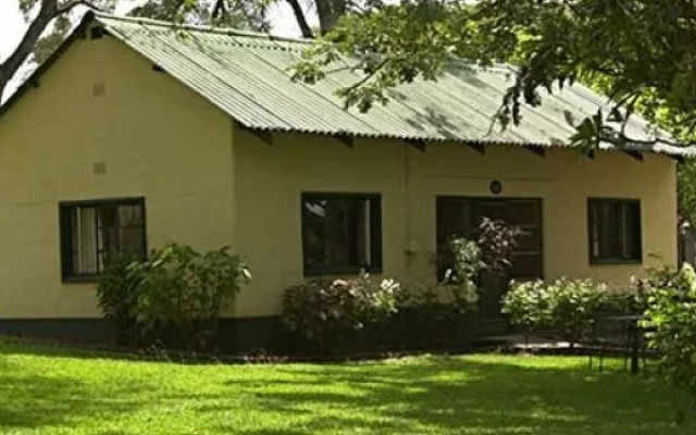 Victoria Falls Restcamp and Lodges