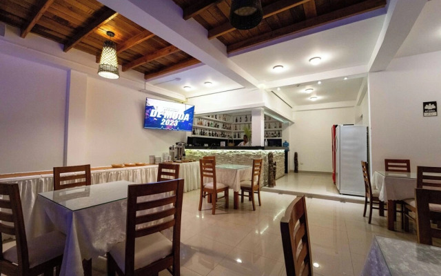 Hotel Residencial Los Frayles