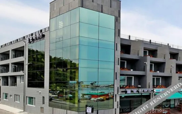 Yangyang Yangyang Pension