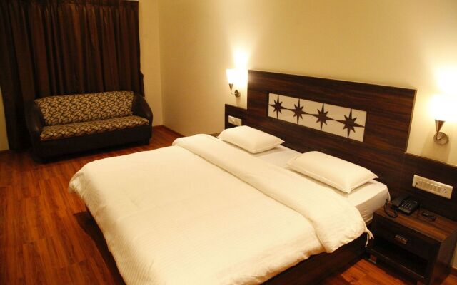 Popular Hotel