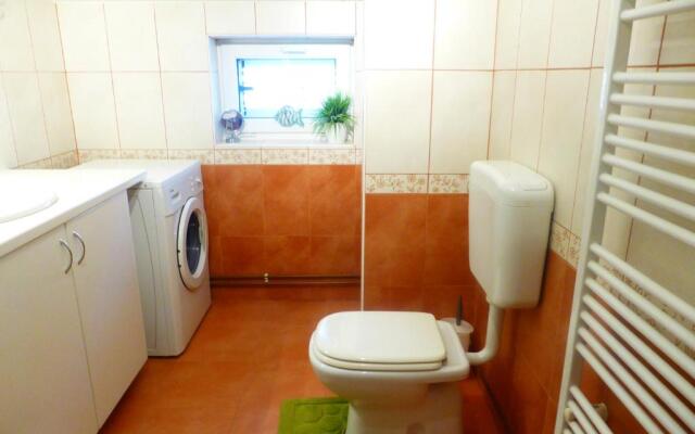 Apartments Adria