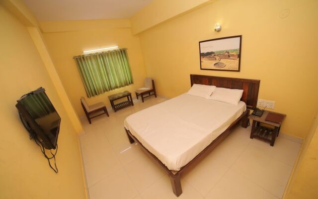 Hotel Kamat Plus