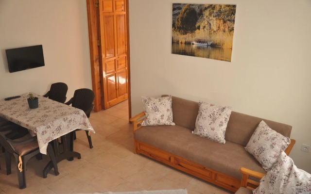 Dalyando Hotel