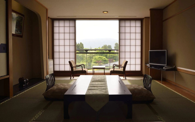 Hakone Mori no Seseragi