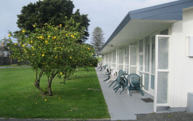 McLean Park Garden Motel