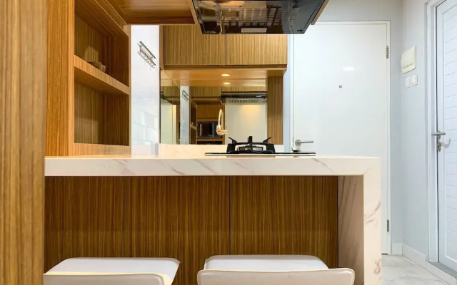 Fancy And Nice Studio At Sunter Park View Apartment