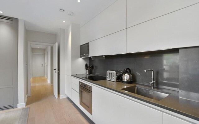 Vauxhall Bridge Road by Aeria Apartments