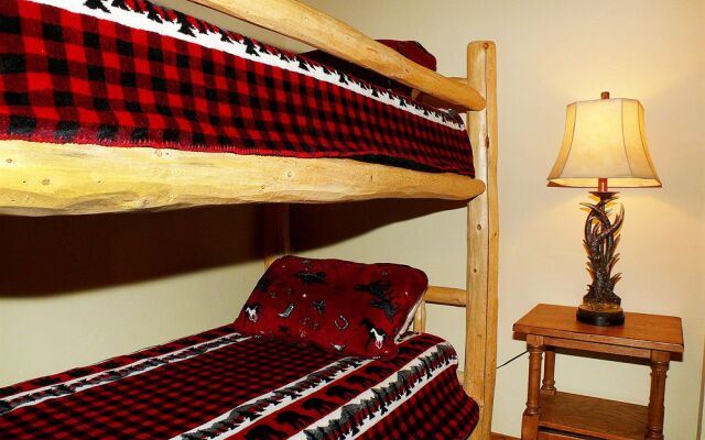 Storm Meadows East Slopeside - SE056