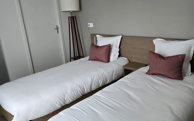 Terres de France - Appart'Hotel Quimper