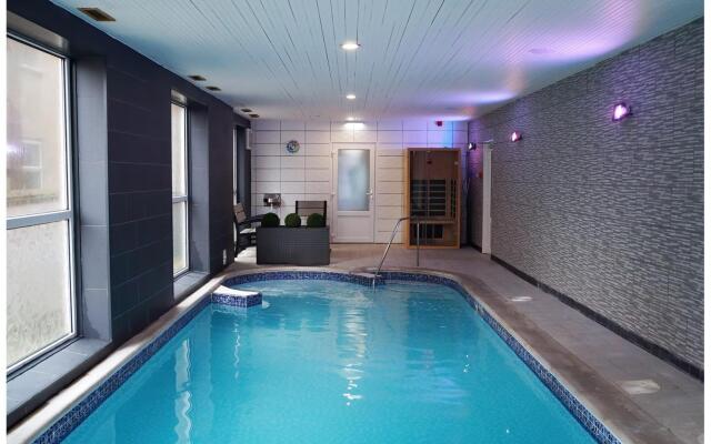 Bluewaters Hotel