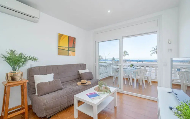 Affordable Beachfront Getaway for Couples