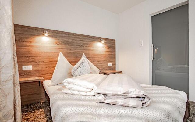 Apartments Leszek Elis 141