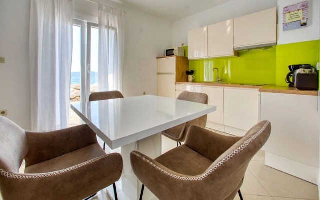 Apartments Nina