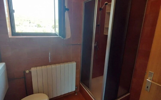 Sreca - 10m From the sea - A2