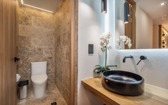 LIN Boutique Hotel by HOUSY HOST