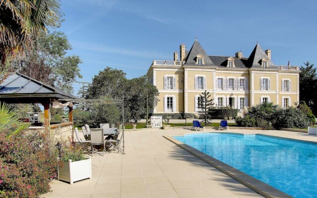 Domaine De Pouzelande B&B