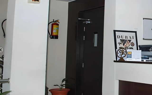 OYO 2839 Hotel Ganga Palace