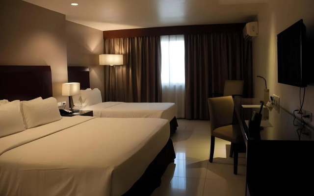 Mandarin Plaza Hotel