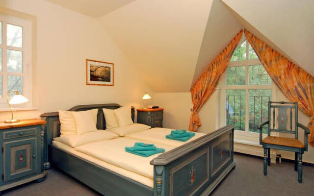 Schlösschen Sundische Wiese