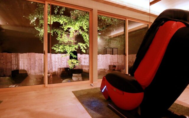 Yufuin Ryoan Wazanhou