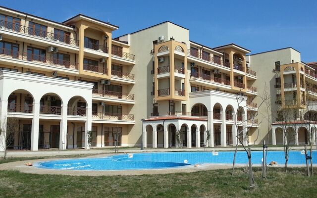 Lighthouse Luxe Estate Apart & Villas