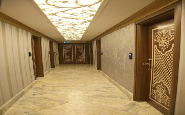Laleli Blue Marmaray Hotel