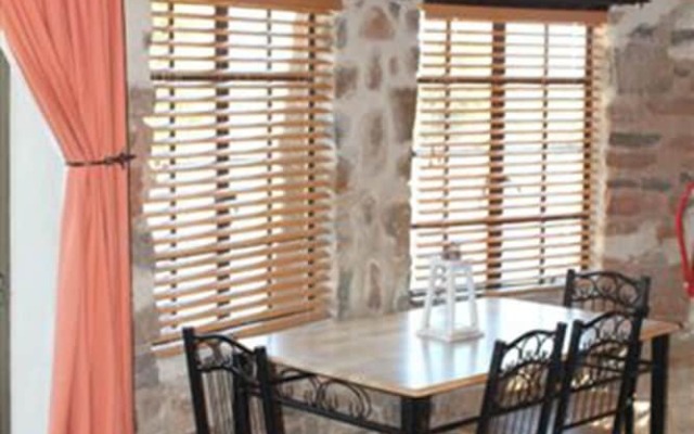 Riverman Cabin Country Lodge