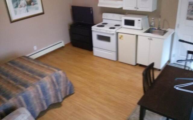 Moosomin Motel