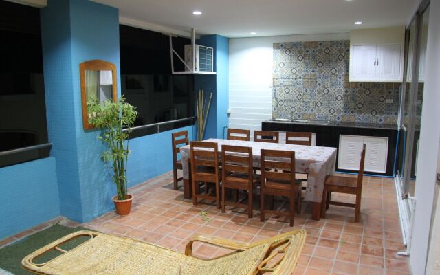 OYO 75486 Anna Residence Jomtien