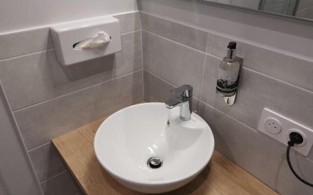 Le Relais Du Chapeau Rouge