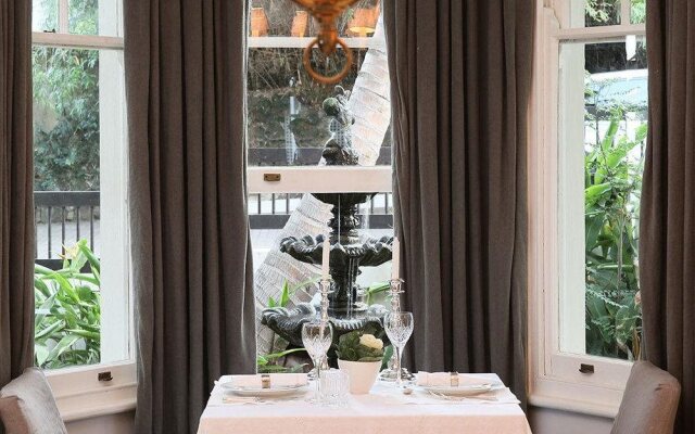 Lambert House Guesthouse
