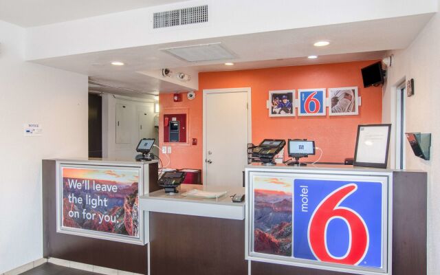 Days Inn by Wyndham Rock Springs