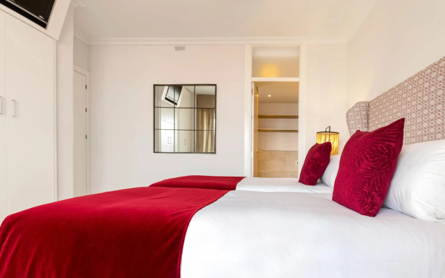 Stunning Apartment With City Views. San Pablo