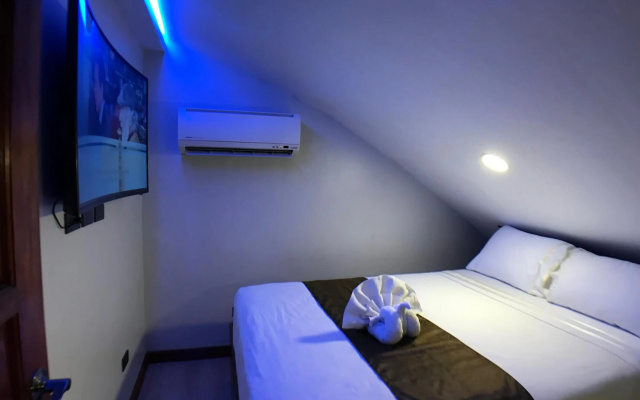 CLOCKWORKORANGE Luxury Suites