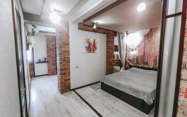 Апартаменты на улице Челюскинцев 101Б