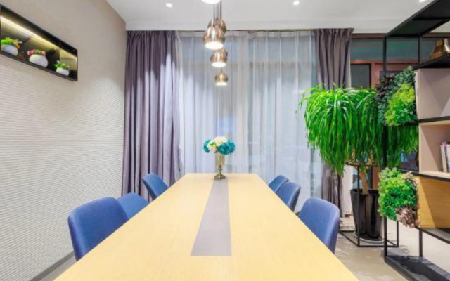 Homeinn Selected Hotel (Jining Wanda Plaza Railway Station)